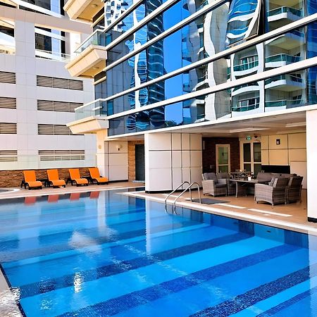 Barceló Residences Dubai Marina Bagian luar foto