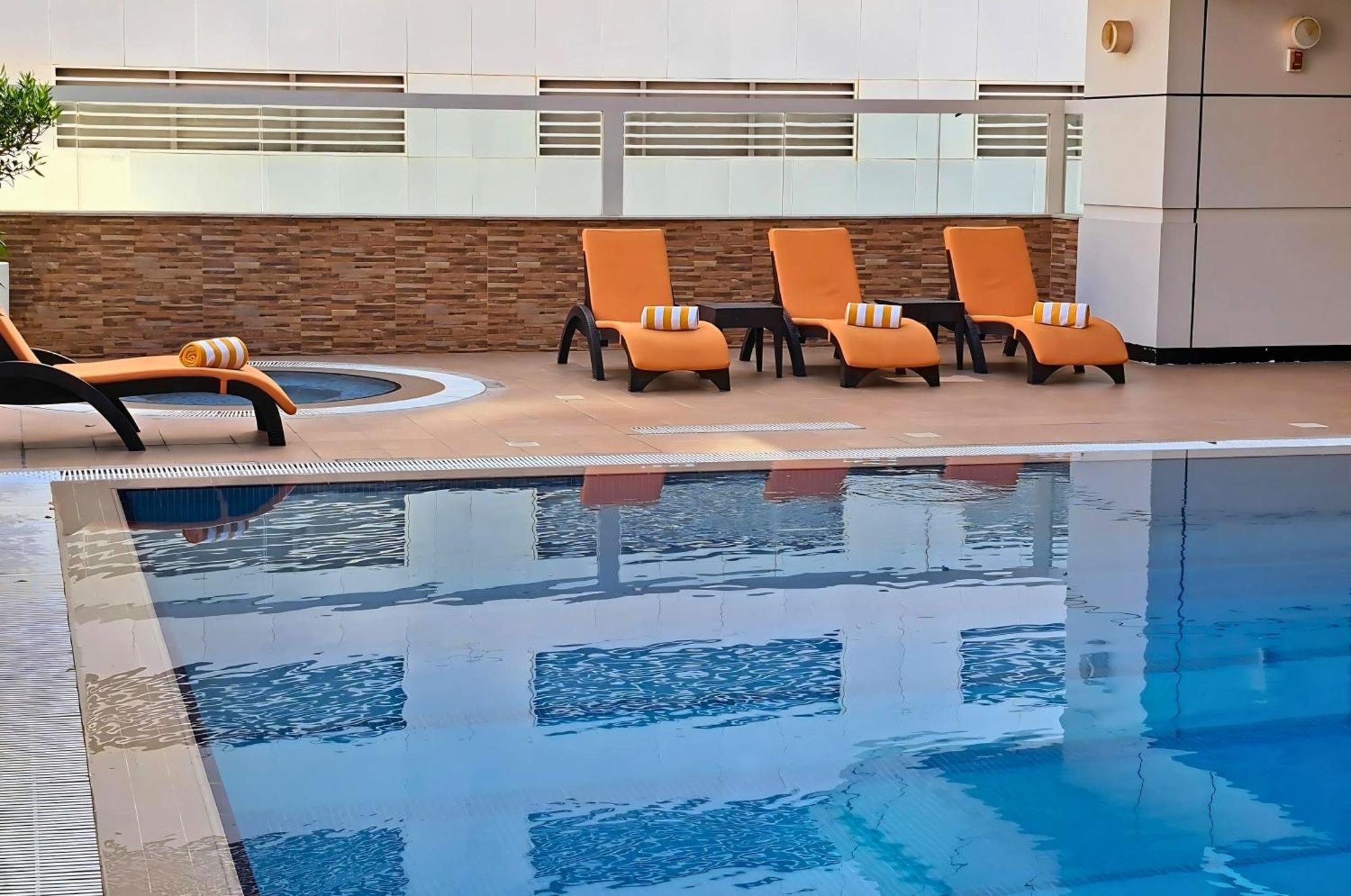 Barceló Residences Dubai Marina Bagian luar foto